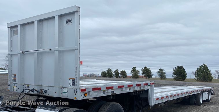 image for item JW9167 2008 Wilson CFD-900BT  drop deck equipment trailer