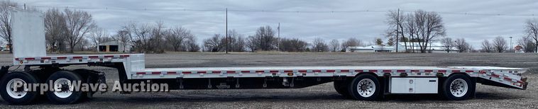 image for item JW9167 2008 Wilson CFD-900BT  drop deck equipment trailer