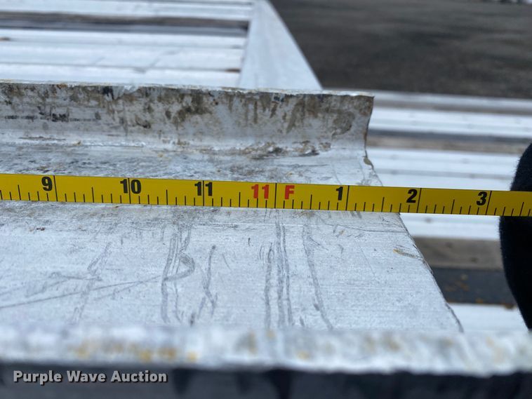 image for item JW9167 2008 Wilson CFD-900BT  drop deck equipment trailer