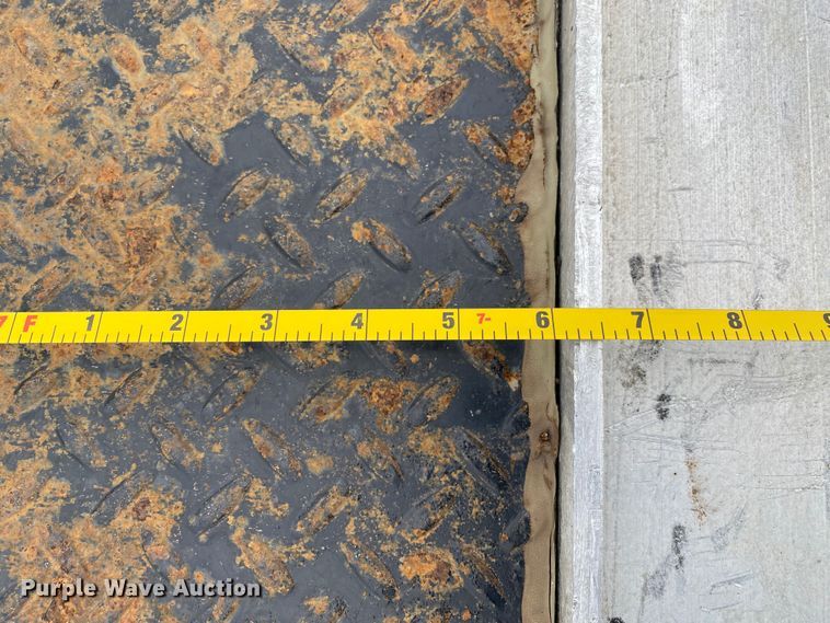 image for item JW9167 2008 Wilson CFD-900BT  drop deck equipment trailer