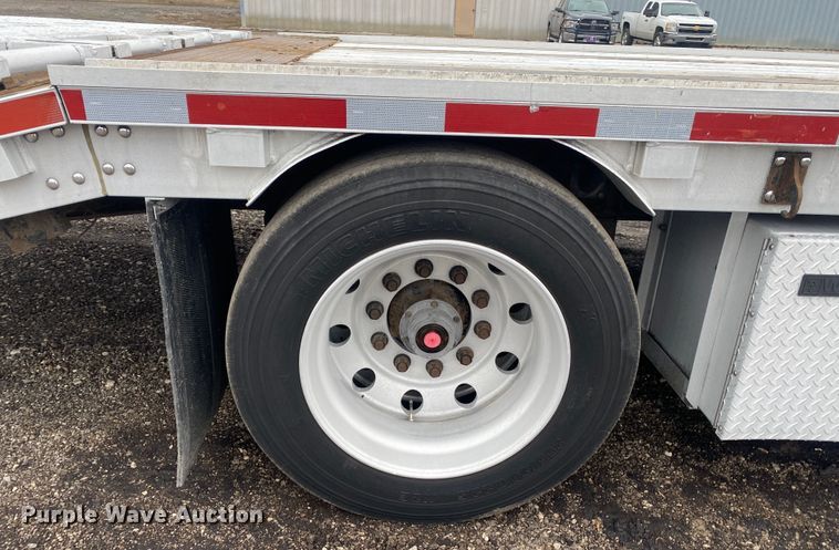 image for item JW9167 2008 Wilson CFD-900BT  drop deck equipment trailer