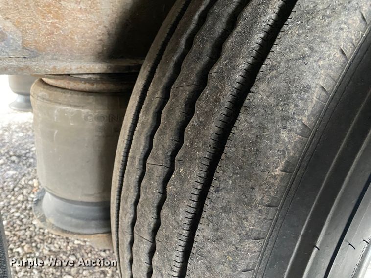 image for item JW9167 2008 Wilson CFD-900BT  drop deck equipment trailer