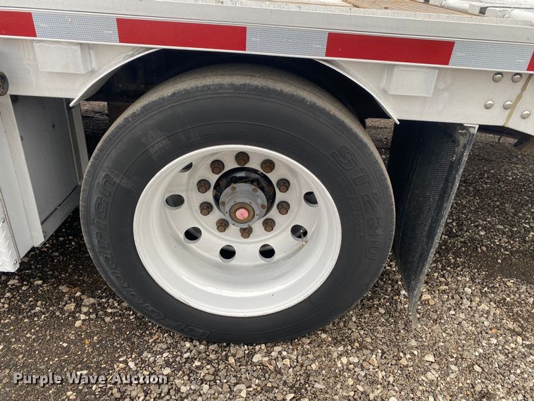 image for item JW9167 2008 Wilson CFD-900BT  drop deck equipment trailer