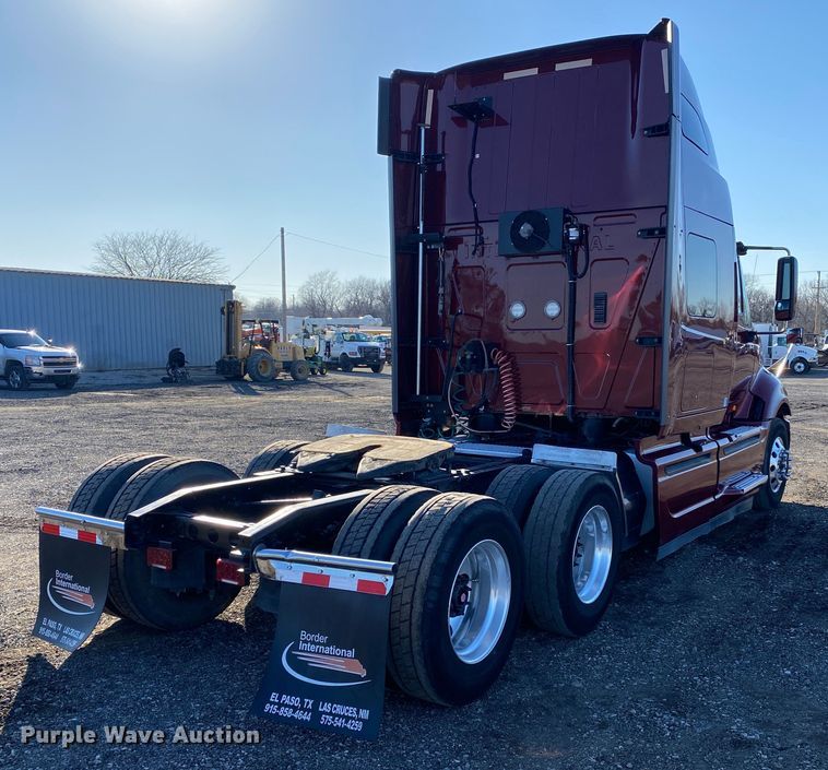 image for item JW9169 2017 International ProStar Plus 122  semi truck