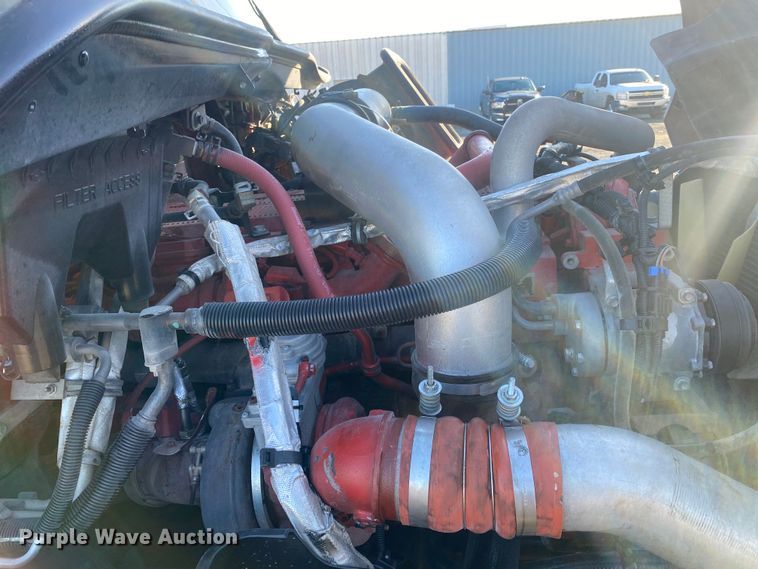 image for item JW9169 2017 International ProStar Plus 122  semi truck