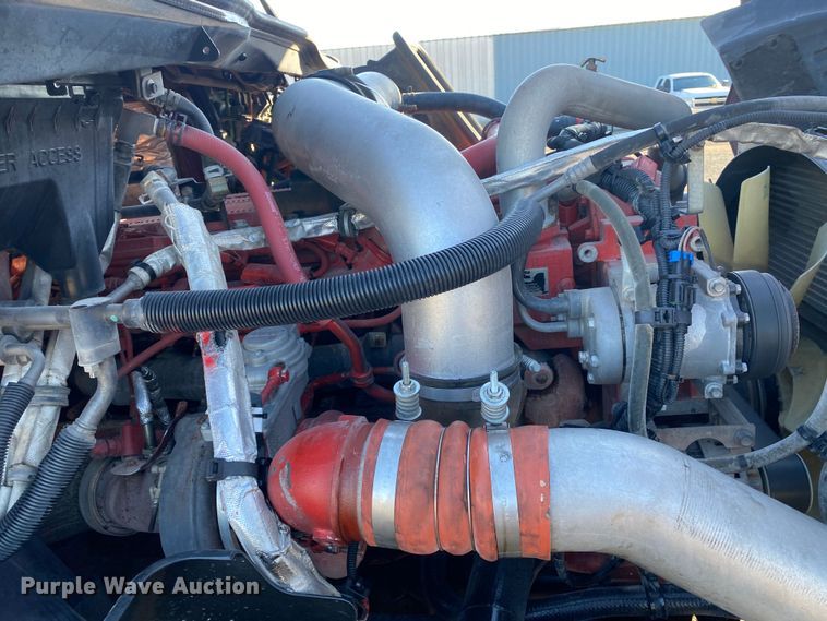 image for item JW9169 2017 International ProStar Plus 122  semi truck