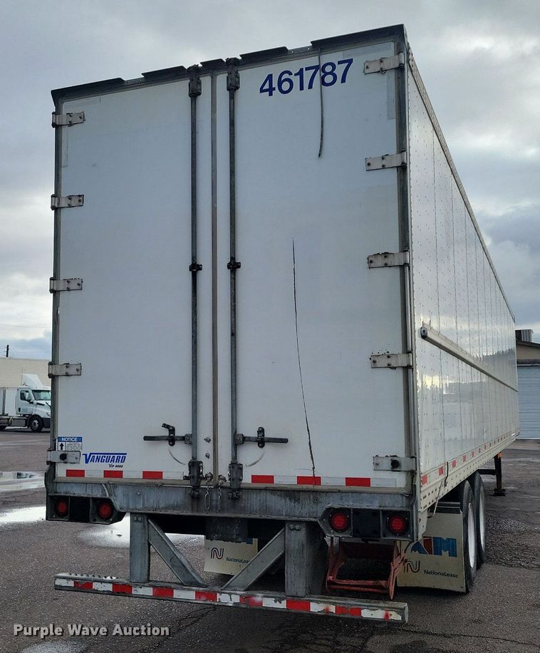 image for item KD9295 2014 Vanguard VIP 4000  dry van trailer