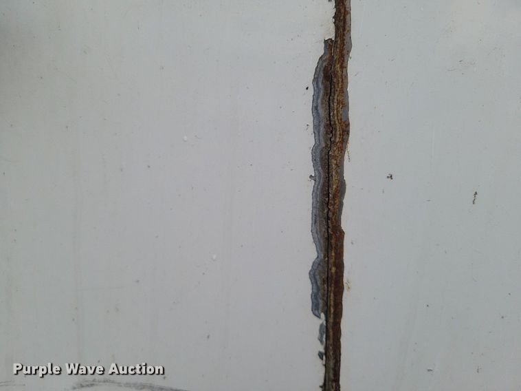 image for item KD9295 2014 Vanguard VIP 4000  dry van trailer