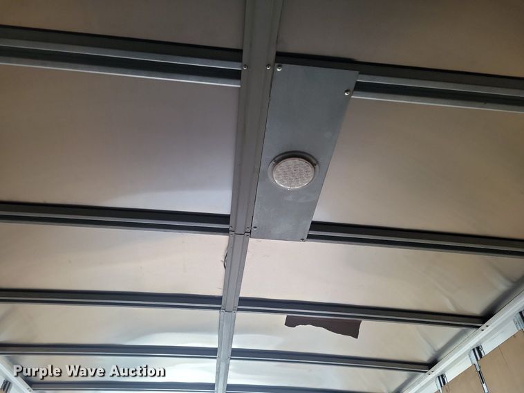 image for item KD9295 2014 Vanguard VIP 4000  dry van trailer