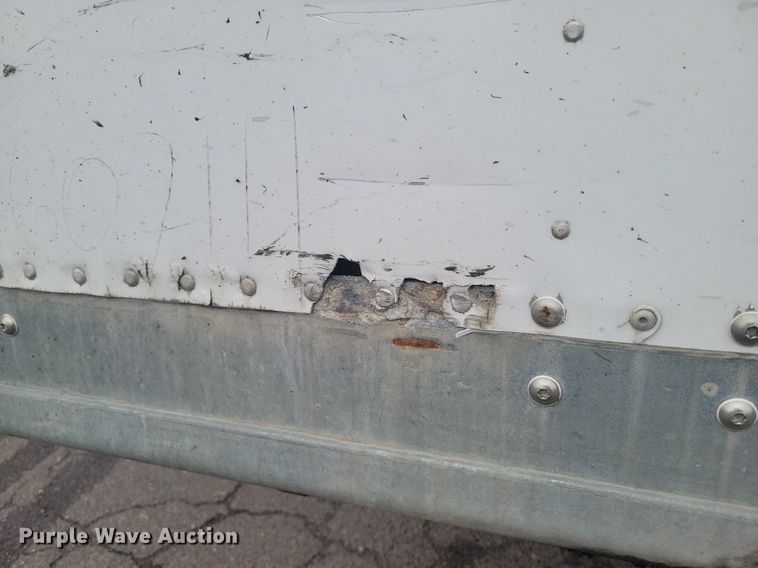 image for item KD9296 2016 Vanguard Rem VIP 4000  dry van trailer