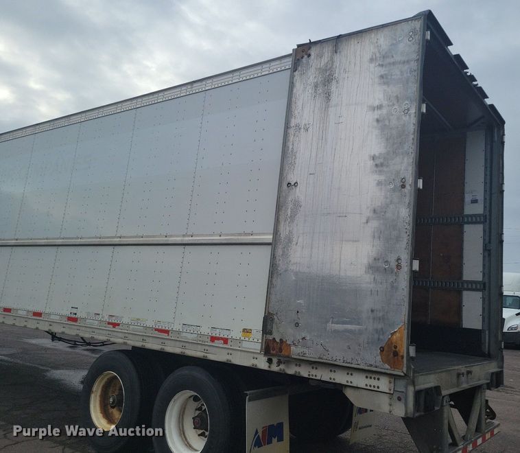 image for item KD9296 2016 Vanguard Rem VIP 4000  dry van trailer