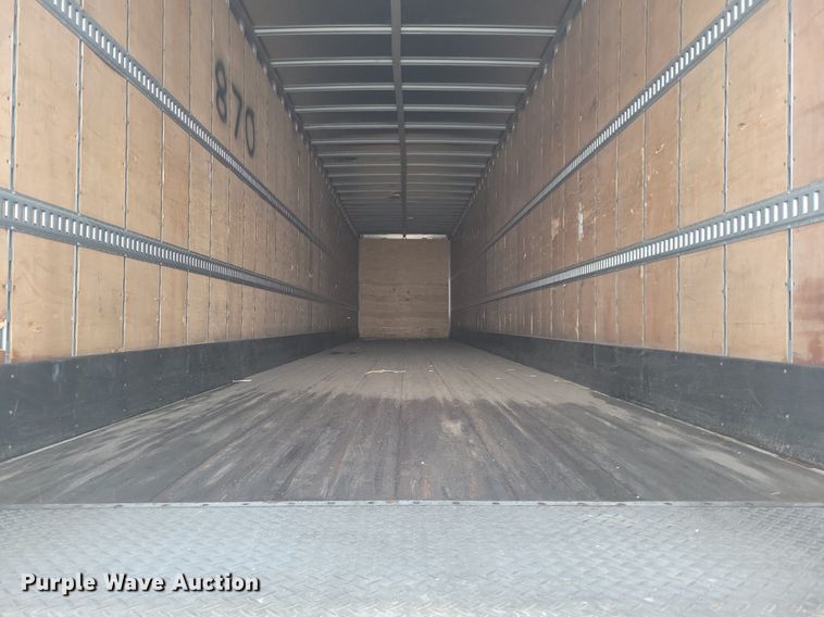 image for item KD9296 2016 Vanguard Rem VIP 4000  dry van trailer