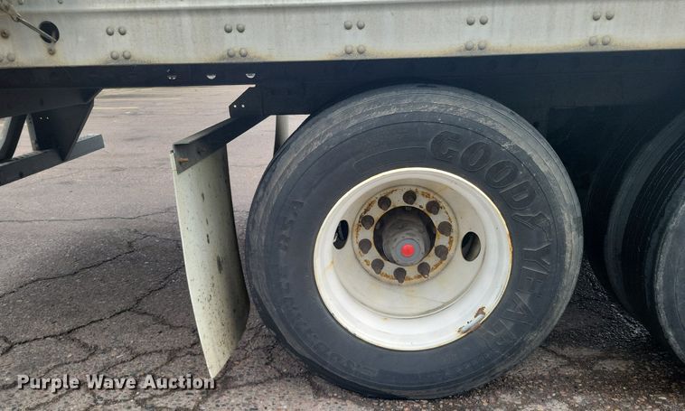 image for item KD9296 2016 Vanguard Rem VIP 4000  dry van trailer