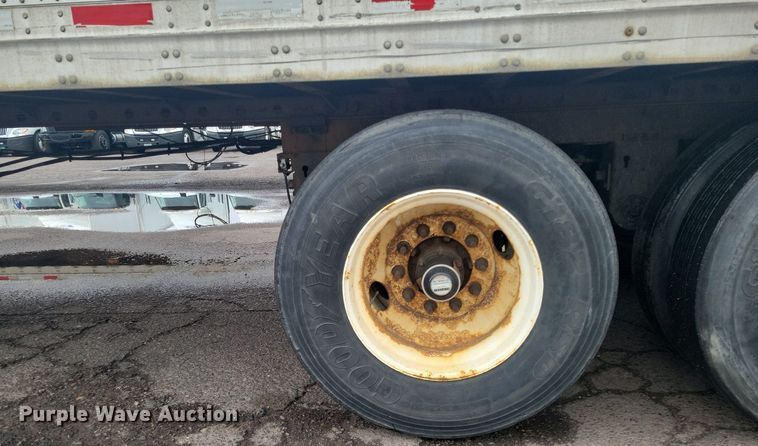 image for item KD9296 2016 Vanguard Rem VIP 4000  dry van trailer