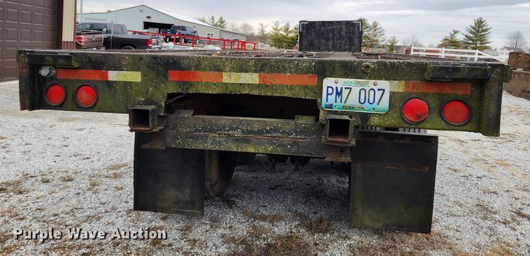 image for item KT9369 1993 Fontaine FTW-5-8045SL  flatbed trailer