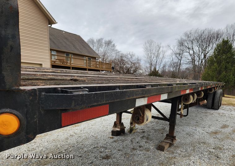 image for item KT9369 1993 Fontaine FTW-5-8045SL  flatbed trailer