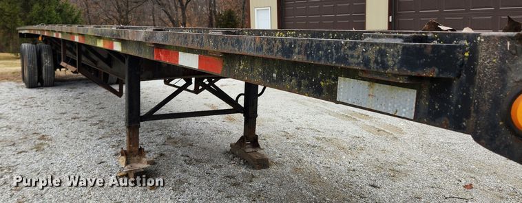 image for item KT9369 1993 Fontaine FTW-5-8045SL  flatbed trailer