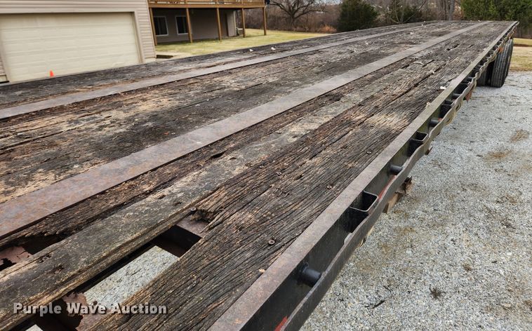 image for item KT9369 1993 Fontaine FTW-5-8045SL  flatbed trailer