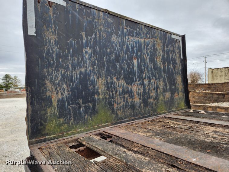 image for item KT9369 1993 Fontaine FTW-5-8045SL  flatbed trailer