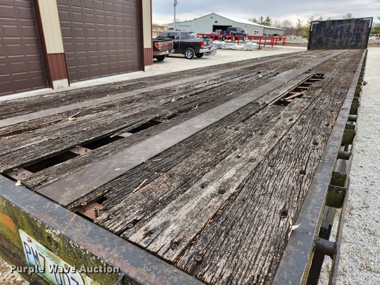 image for item KT9369 1993 Fontaine FTW-5-8045SL  flatbed trailer