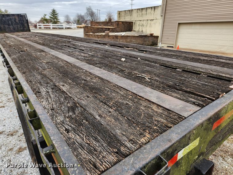 image for item KT9369 1993 Fontaine FTW-5-8045SL  flatbed trailer