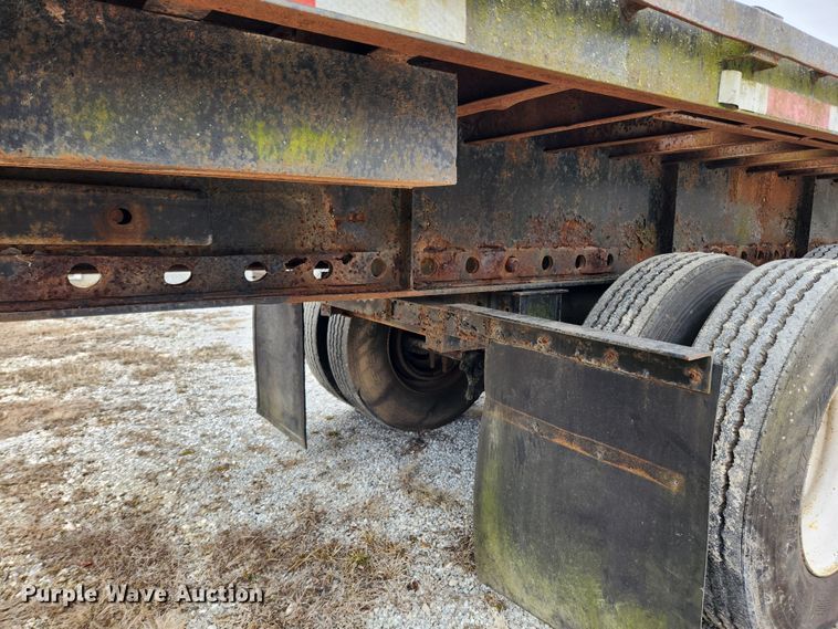 image for item KT9369 1993 Fontaine FTW-5-8045SL  flatbed trailer