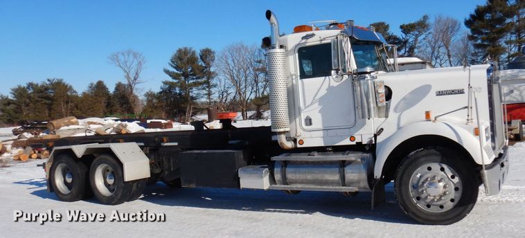 image for item KU9736 1985 Kenworth W900  roll-off container truck