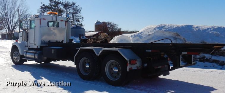 image for item KU9736 1985 Kenworth W900  roll-off container truck