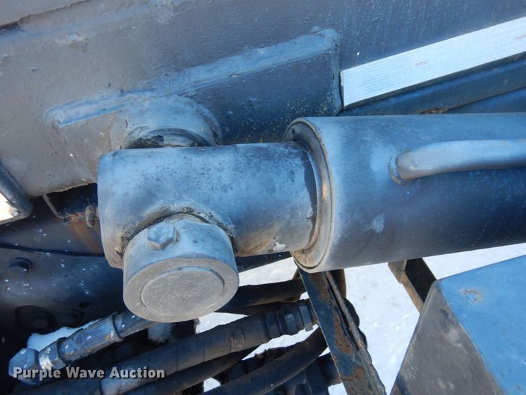 image for item KU9736 1985 Kenworth W900  roll-off container truck