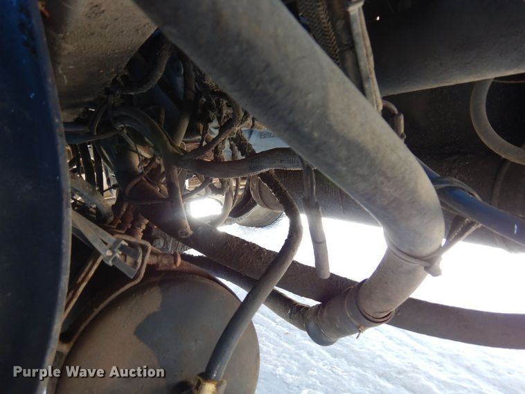 image for item KU9736 1985 Kenworth W900  roll-off container truck