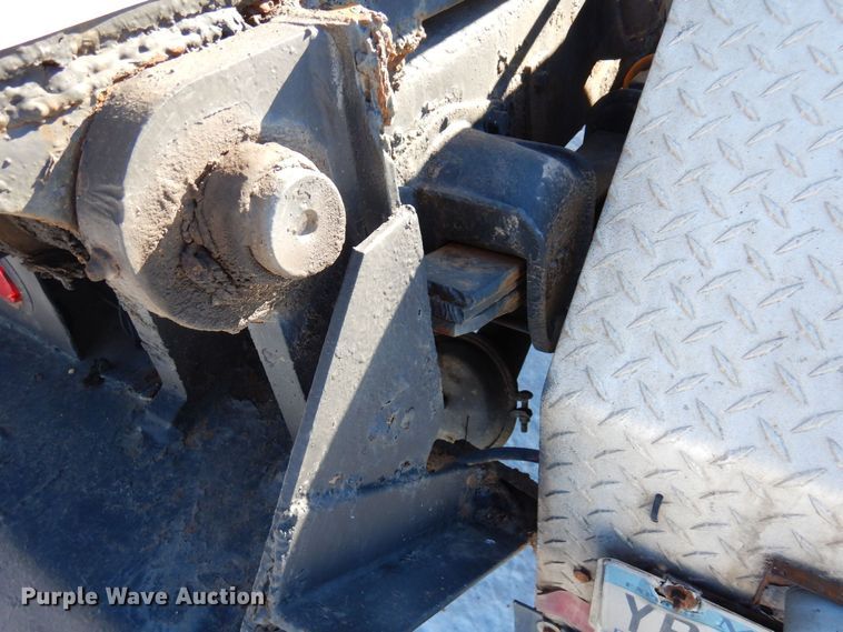 image for item KU9736 1985 Kenworth W900  roll-off container truck