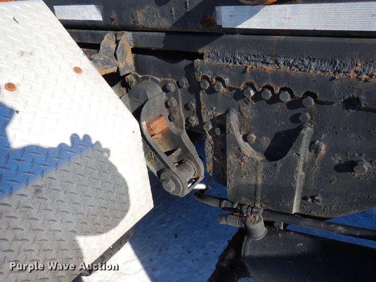 image for item KU9736 1985 Kenworth W900  roll-off container truck