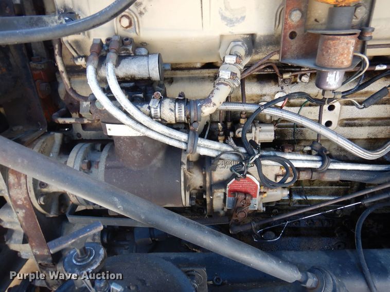 image for item KU9736 1985 Kenworth W900  roll-off container truck