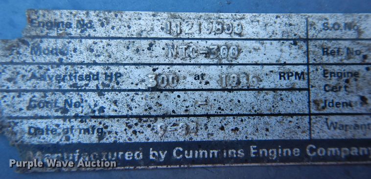 image for item KU9736 1985 Kenworth W900  roll-off container truck