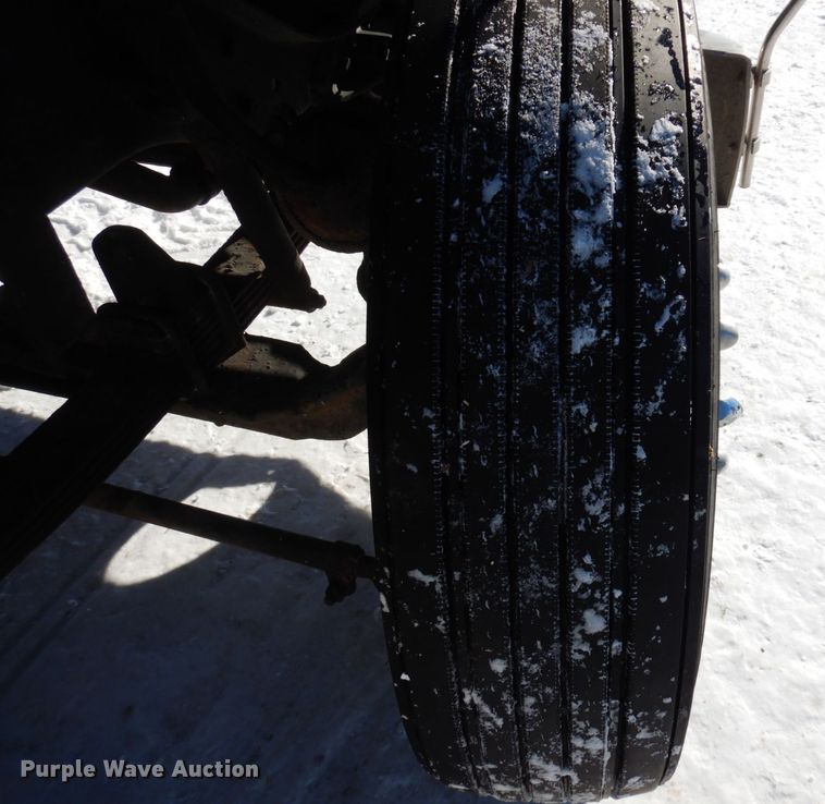 image for item KU9736 1985 Kenworth W900  roll-off container truck