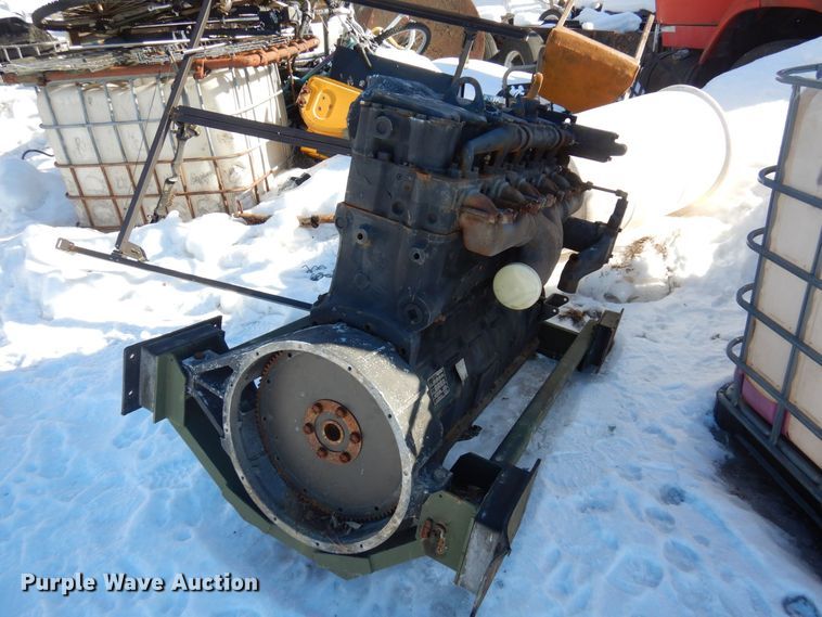 image for item KU9737 Cummins NHC250  engine