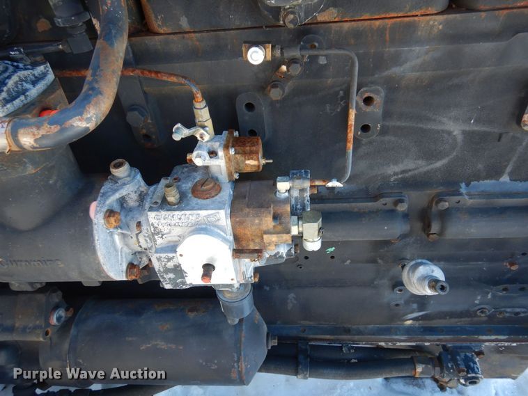 image for item KU9737 Cummins NHC250  engine