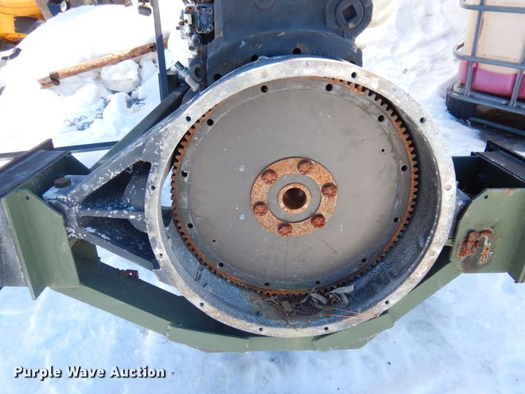 image for item KU9737 Cummins NHC250  engine