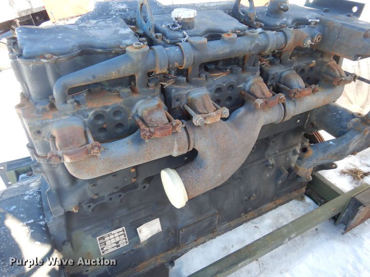 image for item KU9737 Cummins NHC250  engine