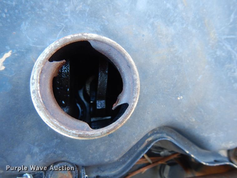 image for item KU9737 Cummins NHC250  engine