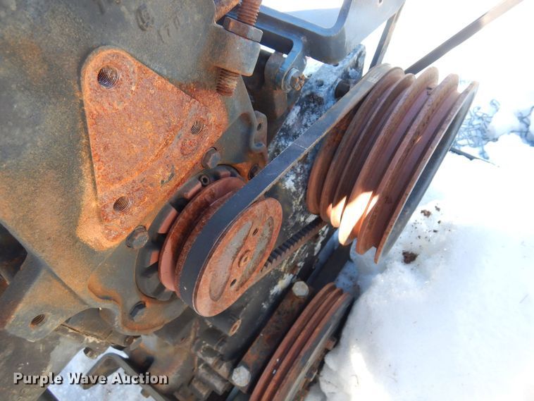 image for item KU9737 Cummins NHC250  engine