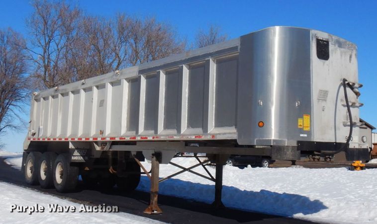 image for item KU9763 1999 East  end dump trailer