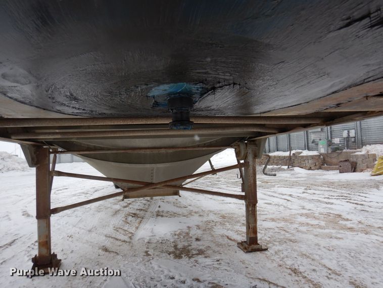 image for item KU9819 2009 Jet  grain trailer