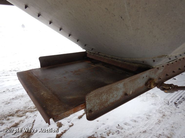 image for item KU9819 2009 Jet  grain trailer