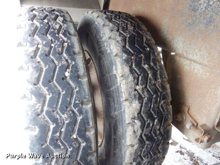 image for item KU9819 2009 Jet  grain trailer