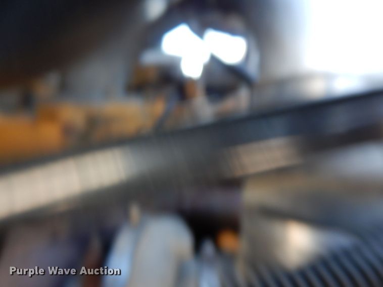 image for item KU9821 2003 Freightliner Cascadia  semi truck