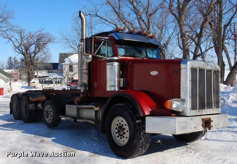 image for item KU9824 1996 Peterbilt 357  roll-off container truck