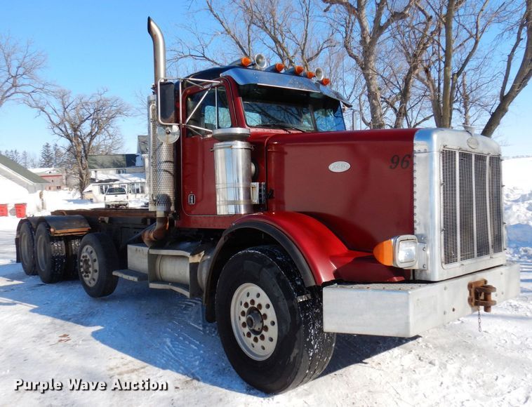 image for item KU9824 1996 Peterbilt 357  roll-off container truck