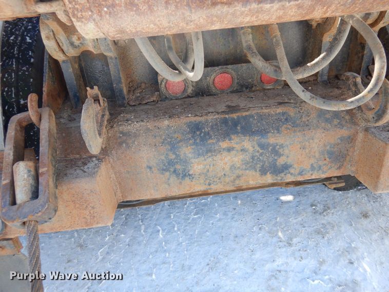 image for item KU9824 1996 Peterbilt 357  roll-off container truck