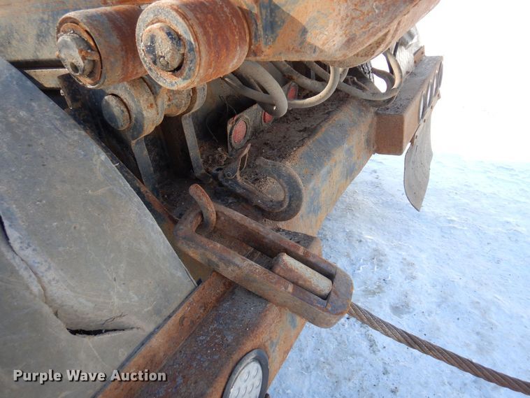 image for item KU9824 1996 Peterbilt 357  roll-off container truck